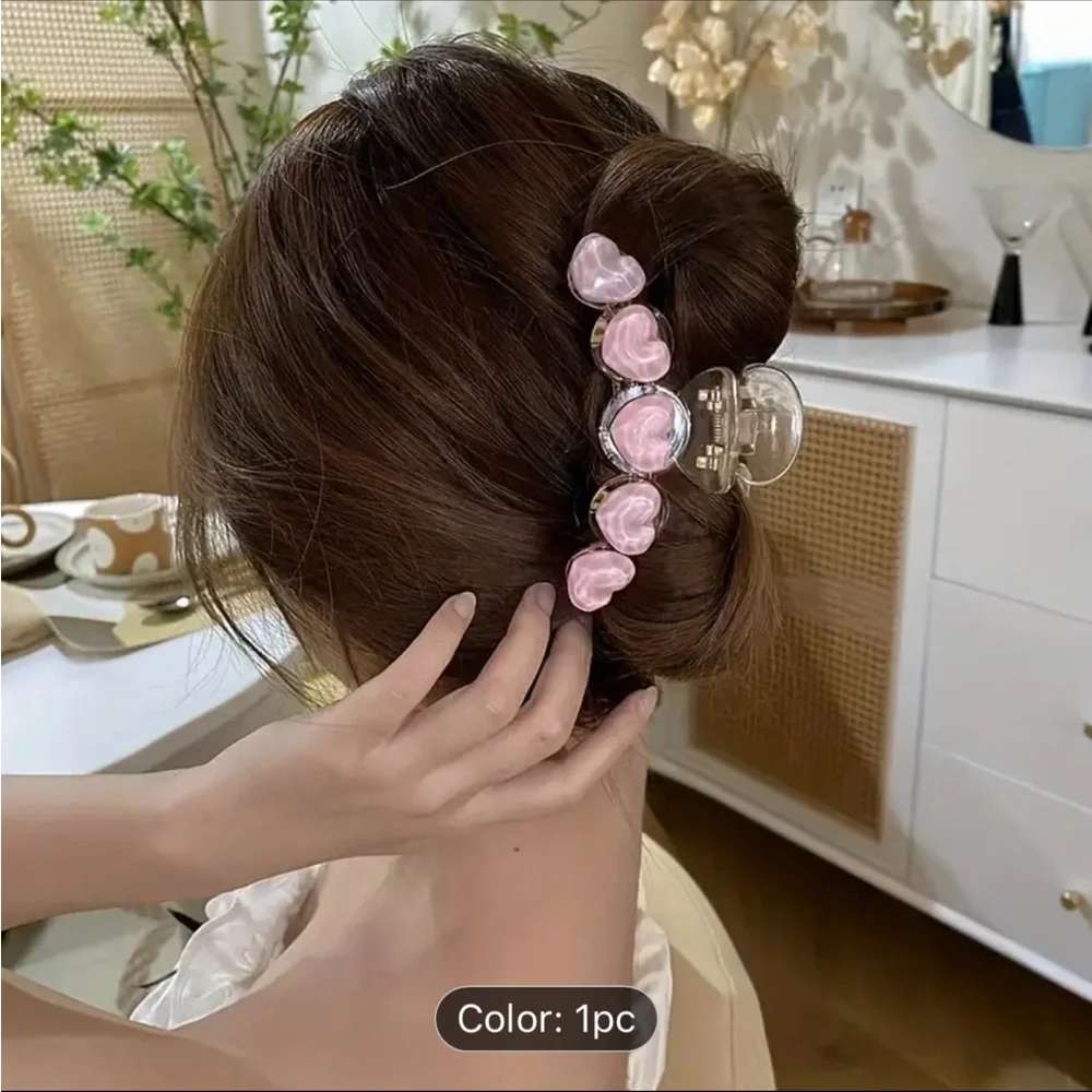 pink love heart acrylic hair clip